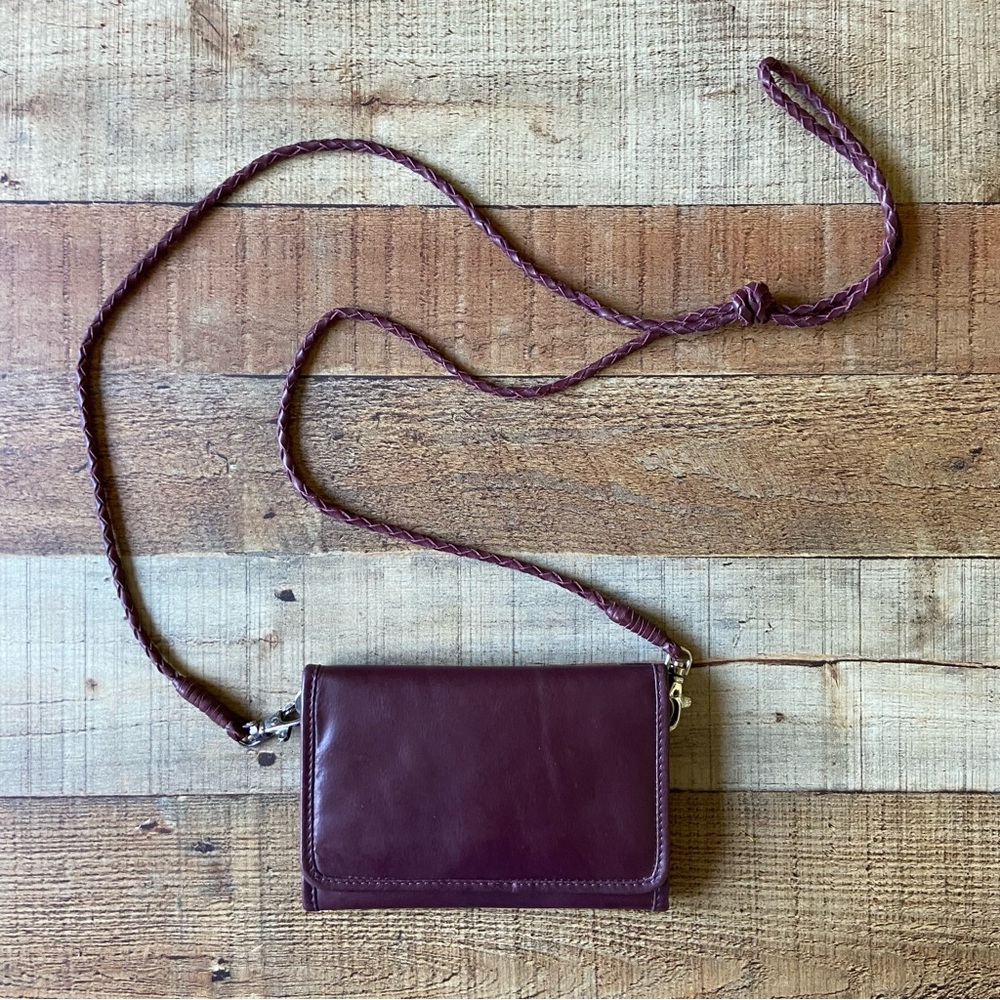 Crossbody Leather Strapped Wallet